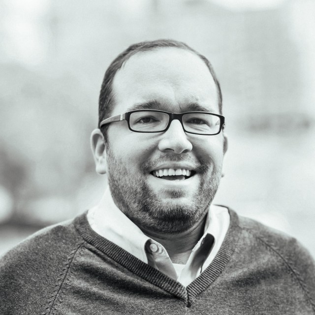 Headshot of Daniel Darling