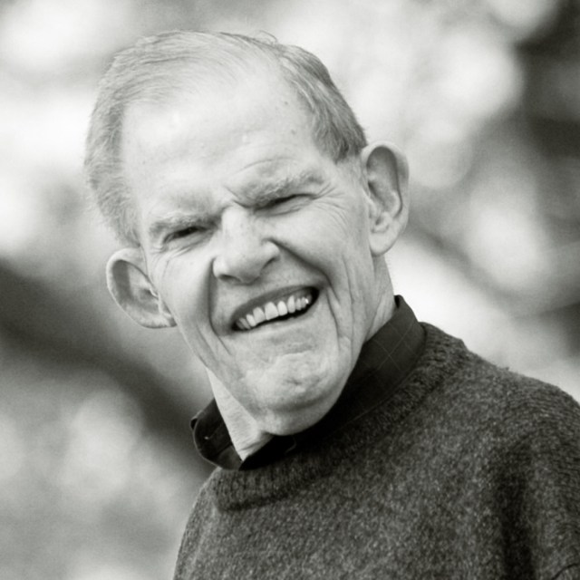 Headshot of Haddon Robinson