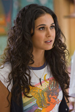 Emmanuelle Chriqui plays one of the clients who love their hairdresser