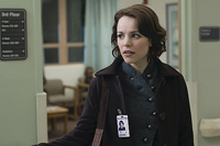 Rachel McAdams as reporter Della Frye