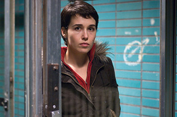 Arta Dobroshi as Lorna