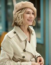 Holly Hunter as Evelyn Riske