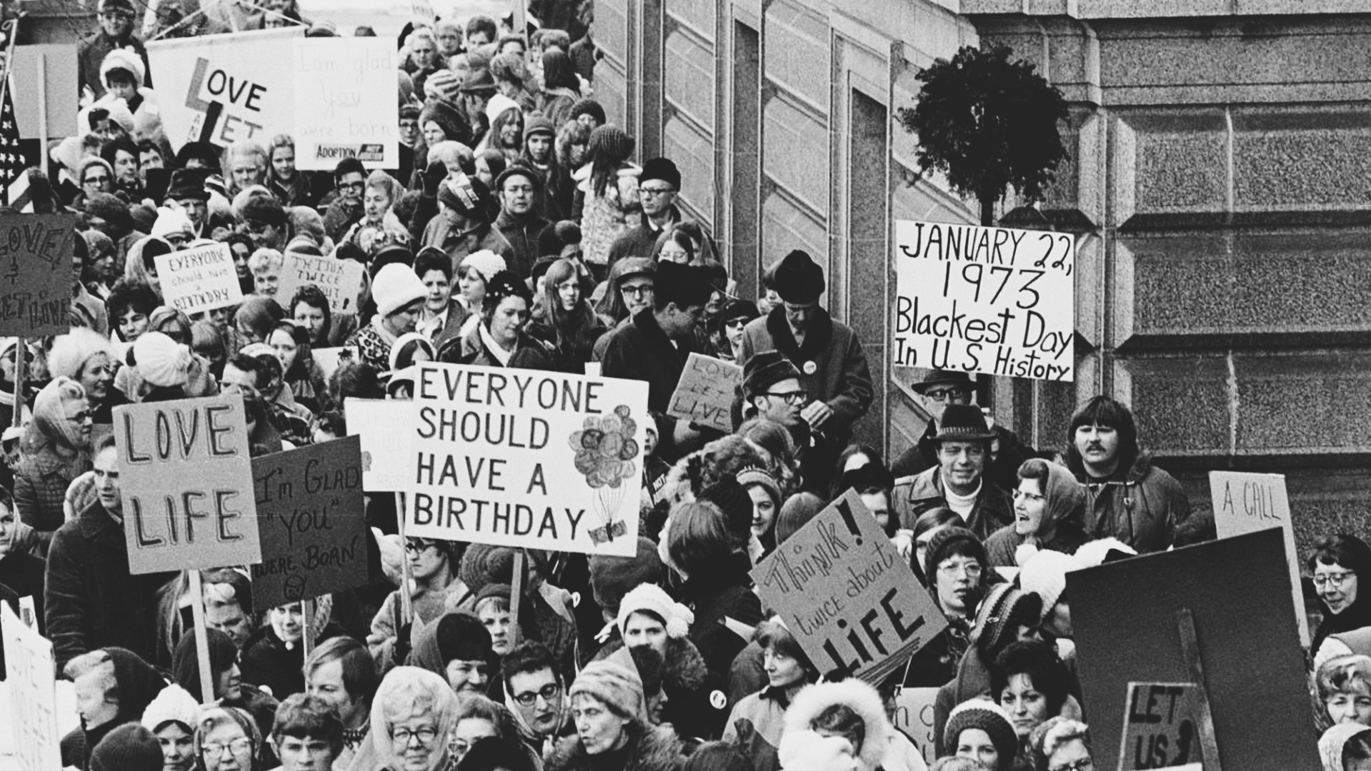 Ring of Life: Minnesotans protest the Supreme Court's Roe v. Wade decision on January 22, 1973.