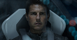 Tom Cruise in Oblivion