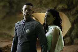 Will Smith and Sophie Okonedo in After Earth.