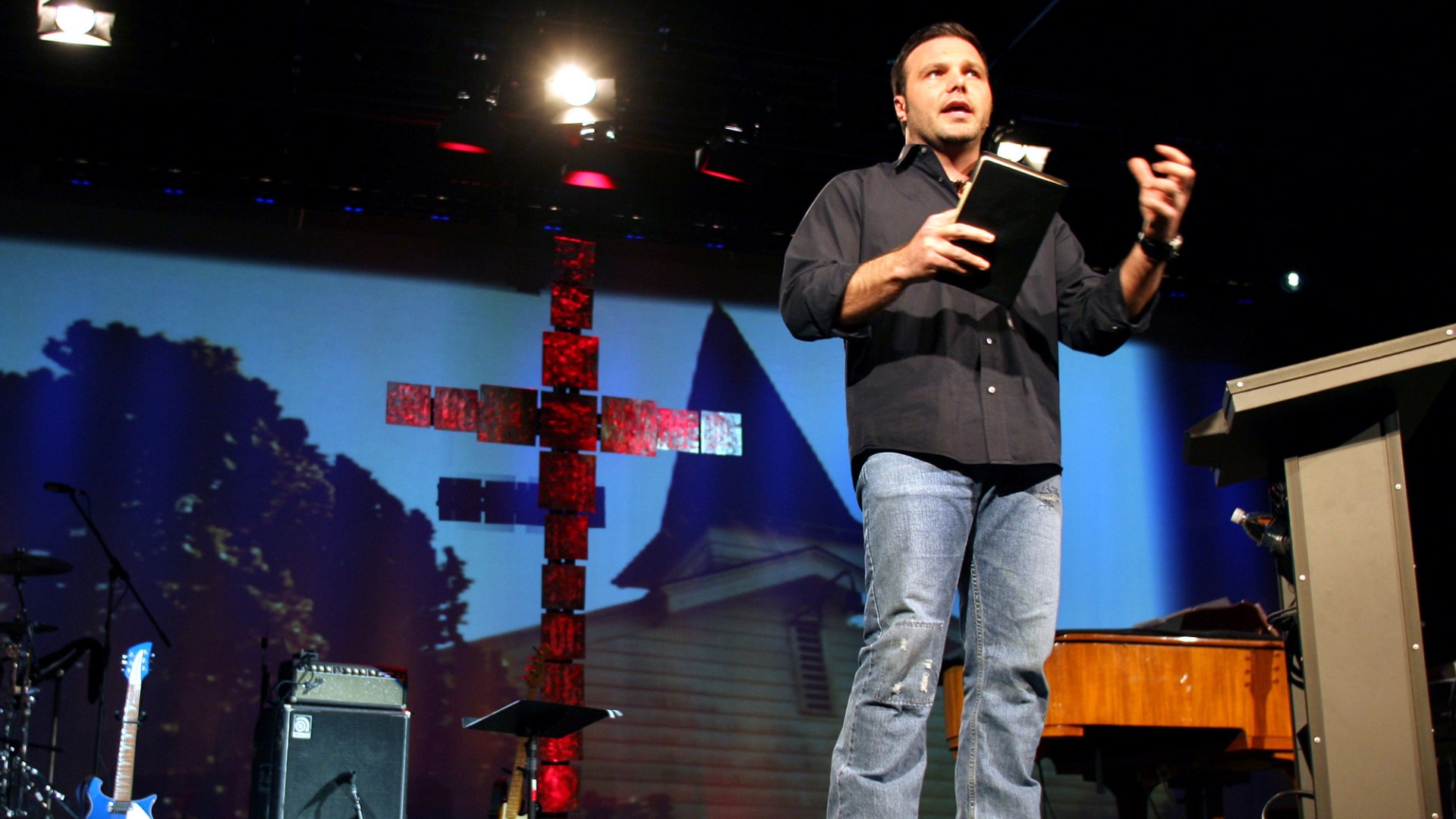 Pastor Mark Driscoll preaches during an evening service on Sunday Feb. 11, 2007 at Mars Mars Hill Church.
