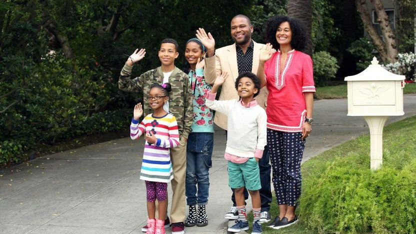Anthony Anderson, Tracee Ellis Ross, Yara Shahidi, Marcus Scribner, Miles Brown, and Marsai Martin in 'Black-ish'