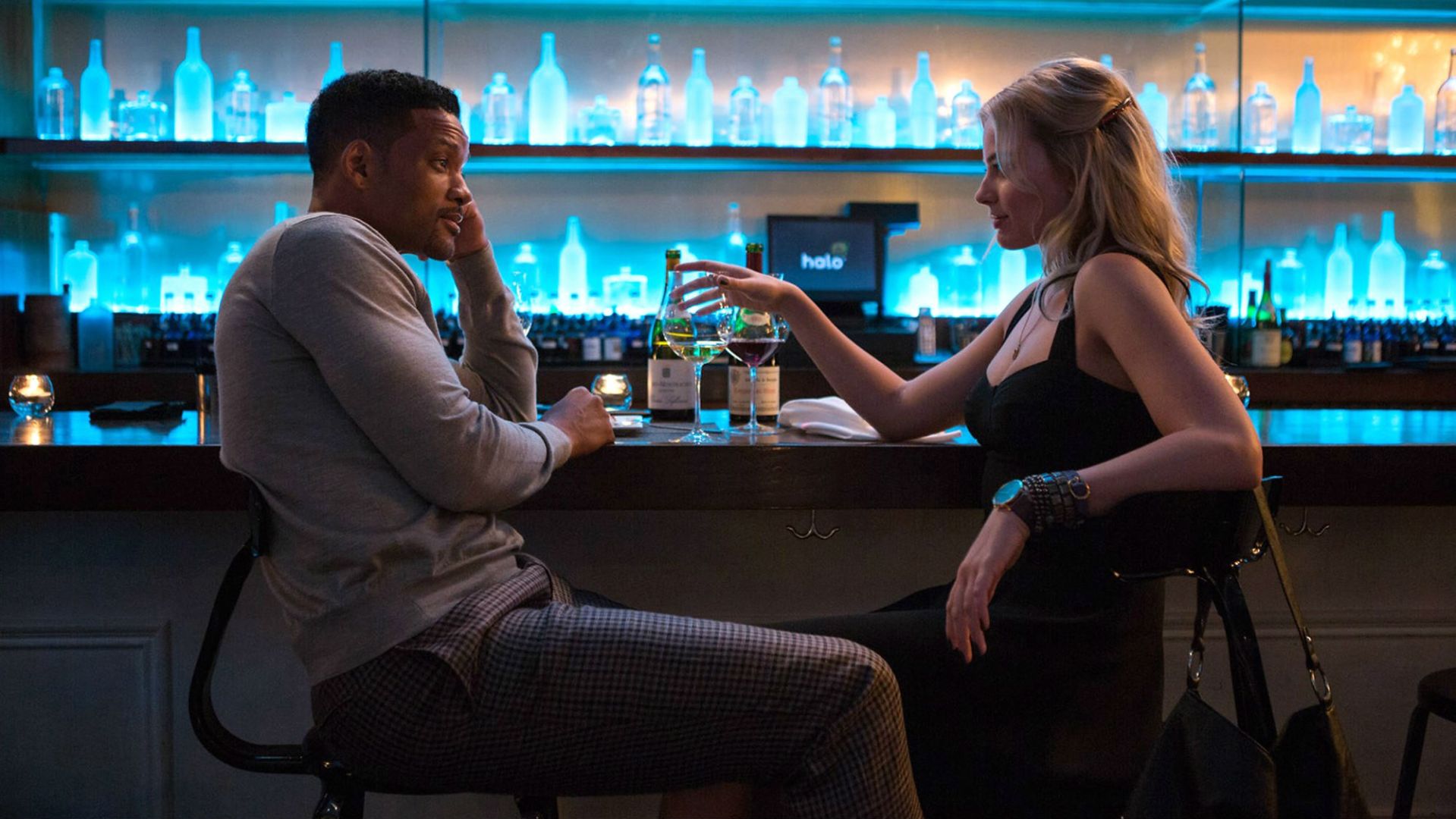 Will Smith and Margot Robbie in 'Focus'