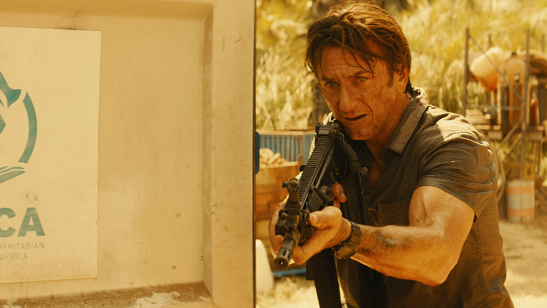 Sean Penn in 'The Gunman'