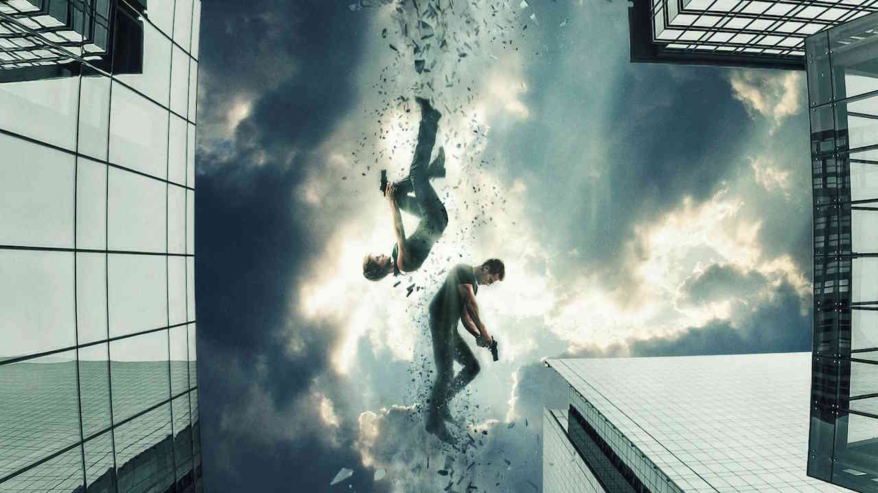 Shailene Woodley and Theo James in 'Insurgent'
