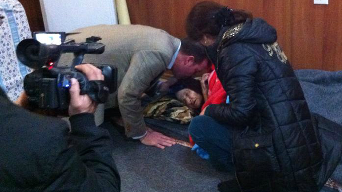This past December, IGE's Chris Seiple greets Sarah, a 95-year-old refugee at a shelter in Erbil. She died in March.