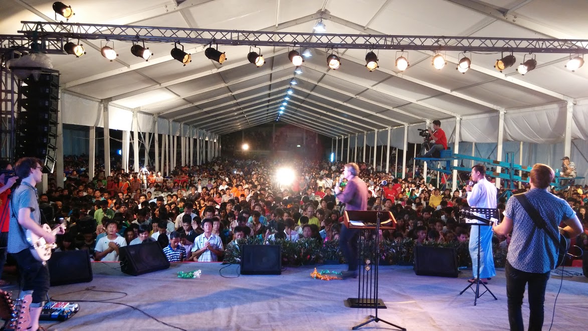 Teen Mania hosted its first overseas Acquire the Fire in Myanmar.