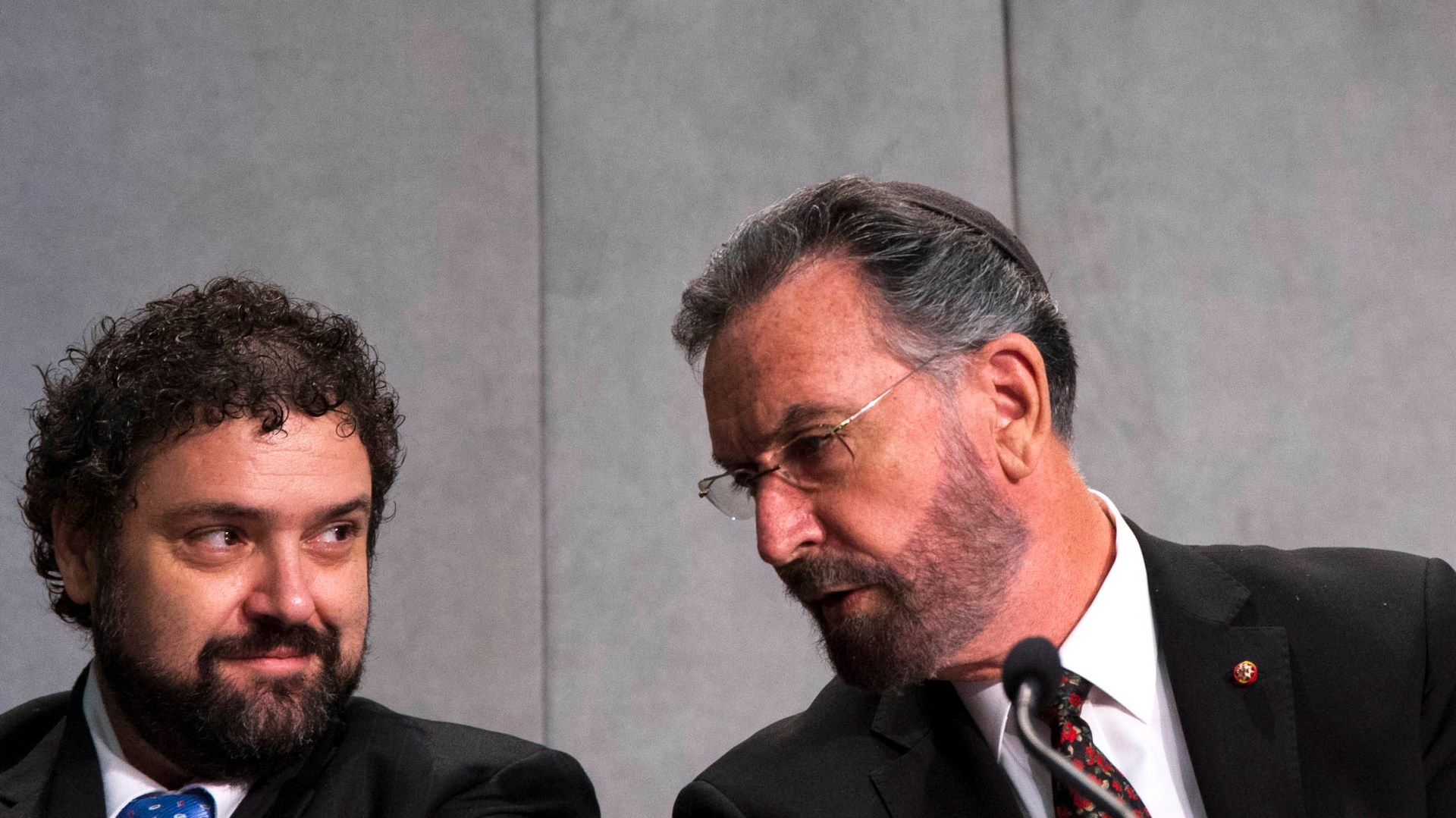 Rabbi Claudio Epelman and Rabbi David Rosen at Vatican press conference, Wednesday, Oct. 28, 2015.