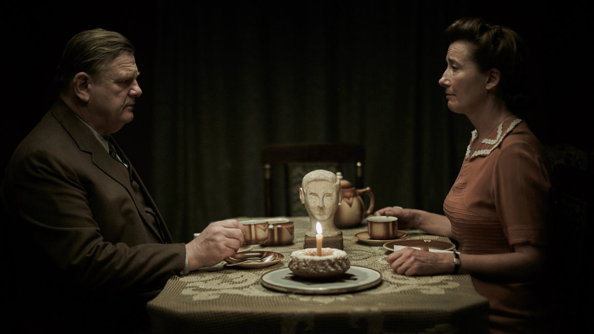 Brendan Gleeson and Emma Thompson in 'Alone in Berlin'