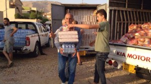 Displaced Christians receive food aid in Iraqi Kurdistan.