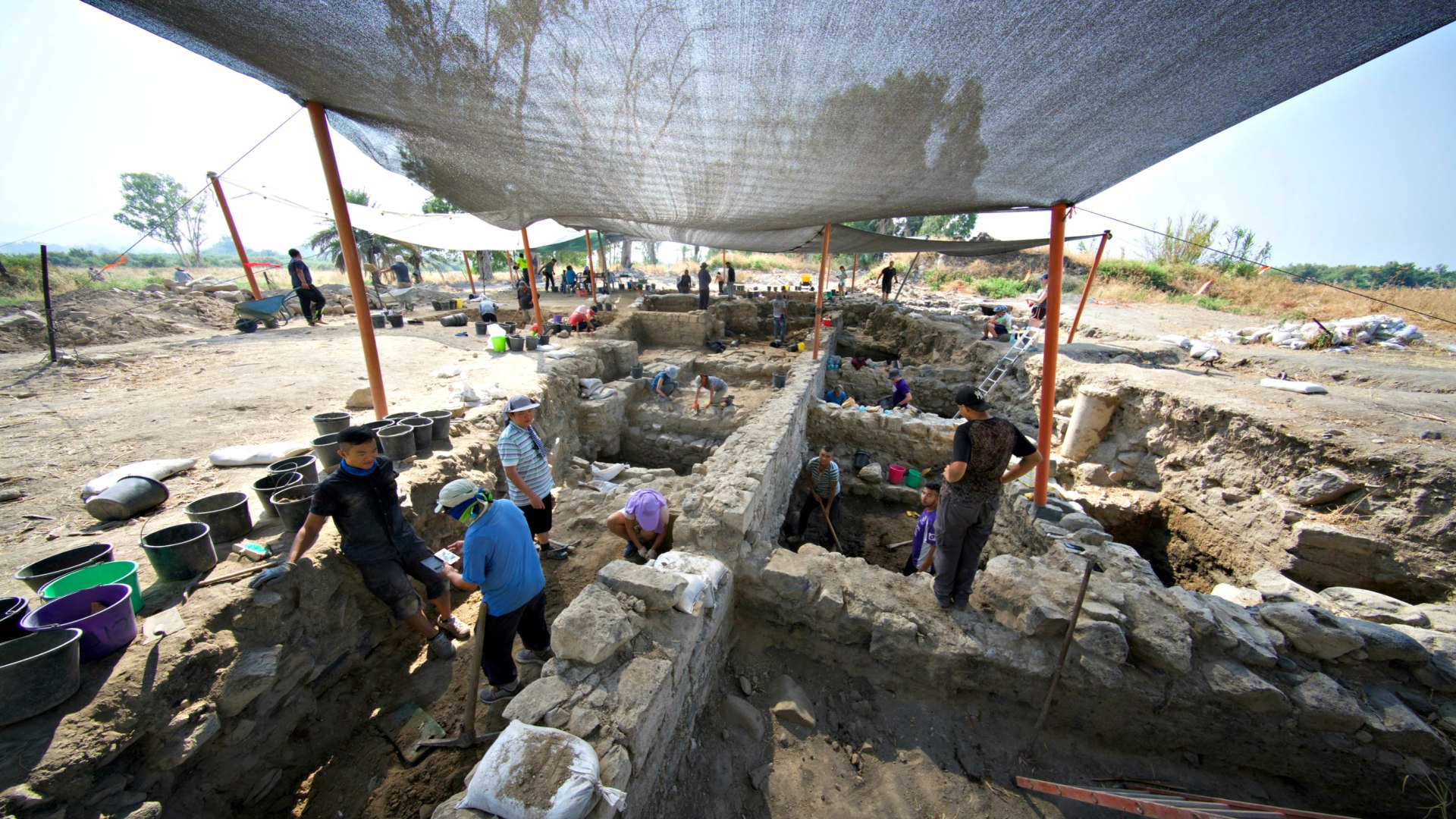 Excavators at work at El-Araj, which they now consider to be the likely site of the New Testament town of Bethsaida.