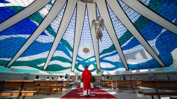 The Palm Sunday Mass (Missa de Ramos) at the Brasilia Cathedral was closed to the public due to the coronavirus pandemic on April 5, 2020.