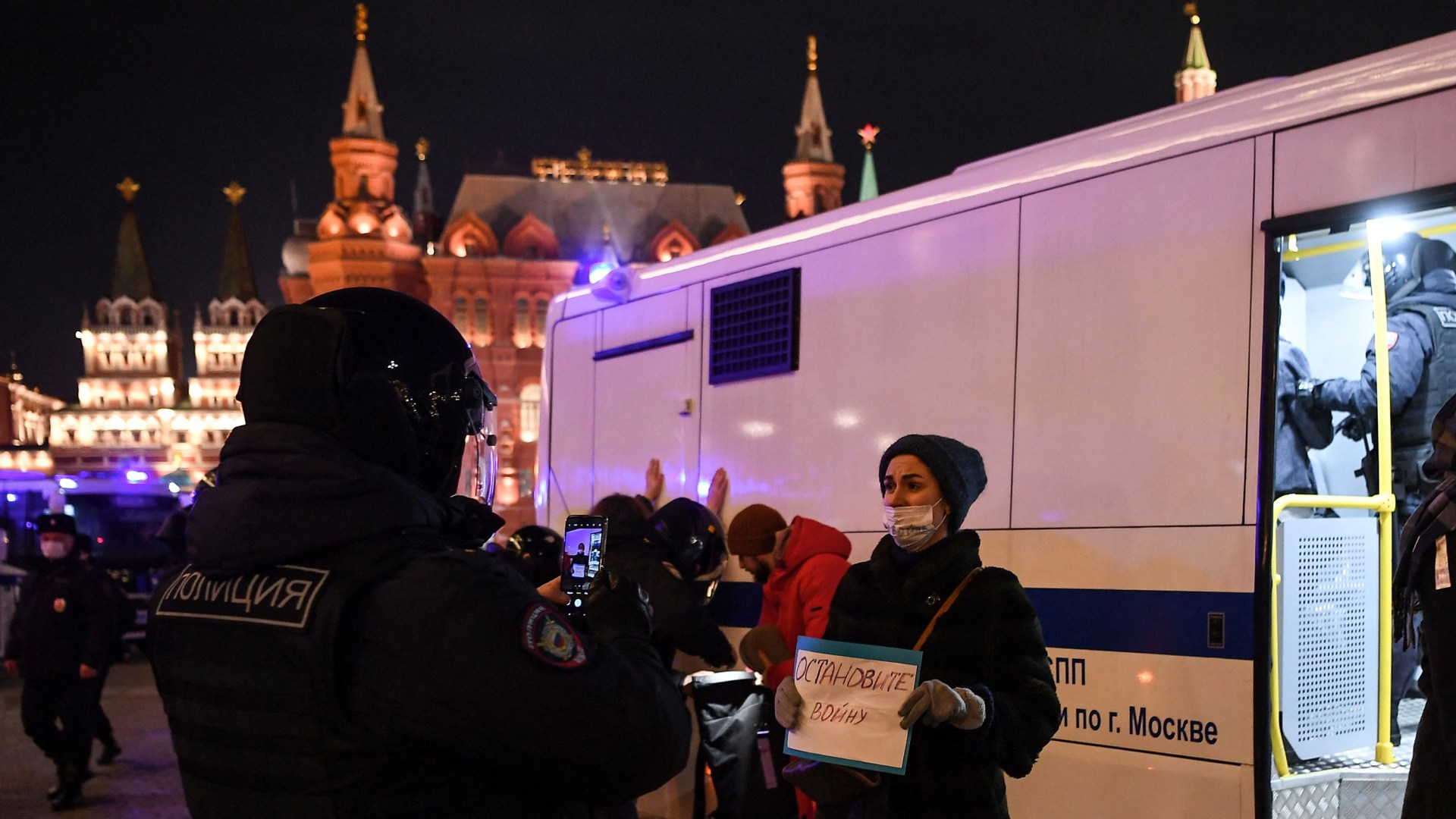 A woman holds a "Stop the war" placard in central Moscow during a protest against Russia's invasion of Ukraine, on March 3, 2022.