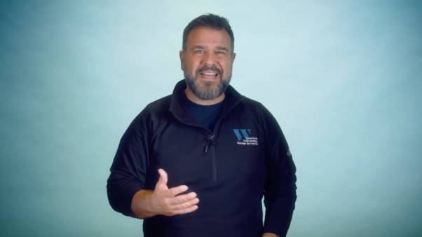 Willow Creek Community Church pastor Dave Dummitt