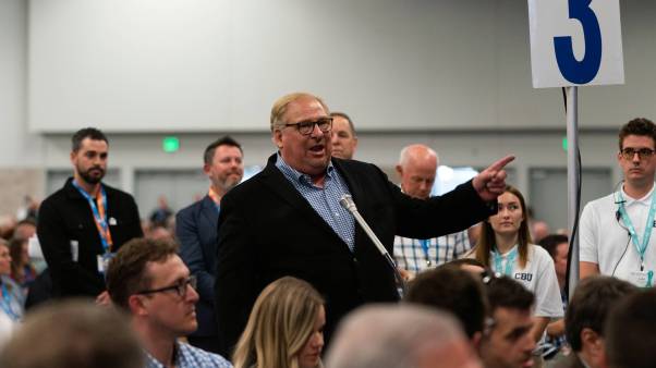 Pastor Rick Warren at the Southern Baptist Convention's annual meeting in Anaheim
