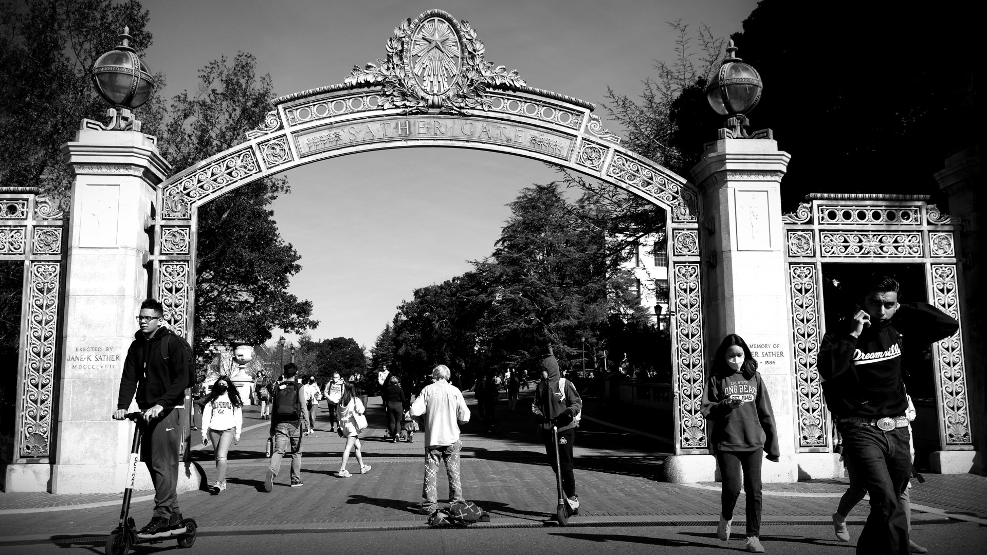 People walk through Sproul Plaza on the UC Berkeley campus.