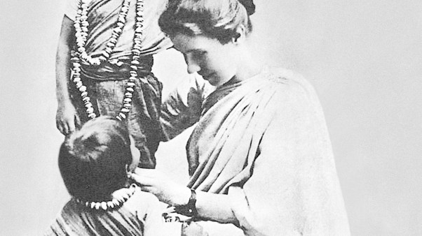 Amy Carmichael with children in India