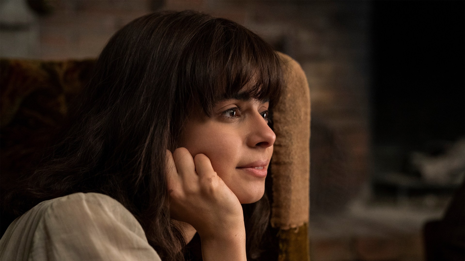 Aria Mia Loberti as Marie-Laure in episode 103 of All the Light We Cannot See.