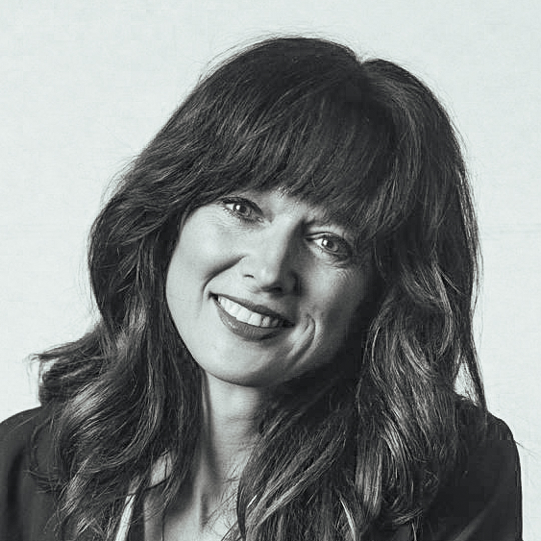 Headshot of Ann Voscamp