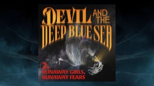 A woman statue falling