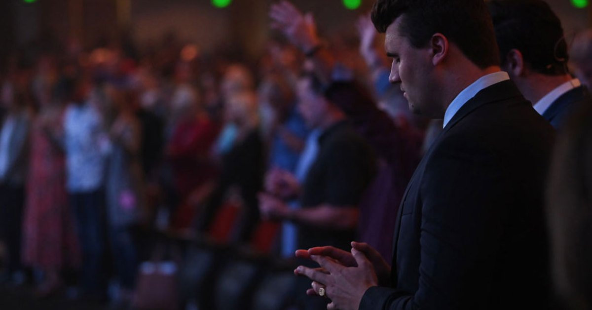 How Should Pastors R...