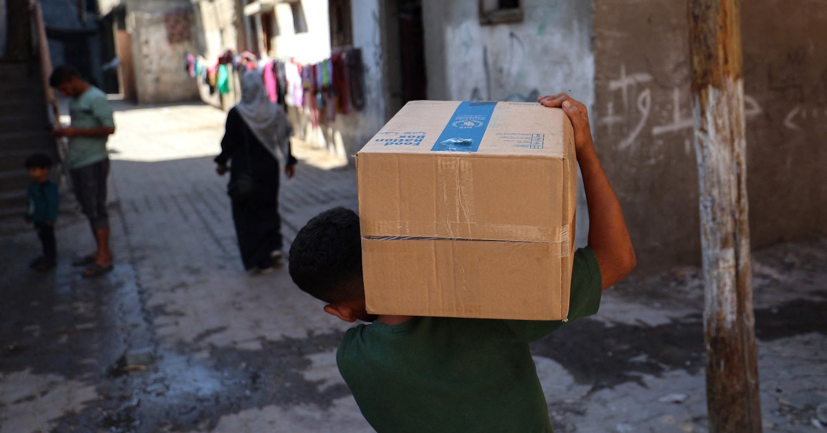 Amid Fragile Cease-F...