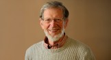 A headshot of Alvin Plantinga.
