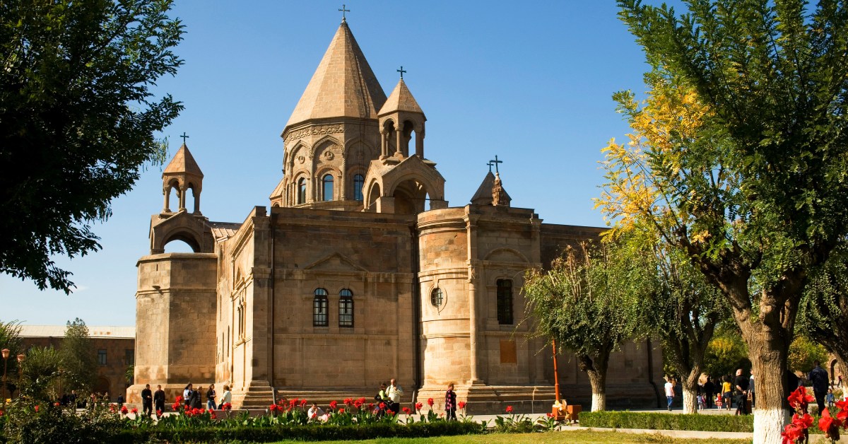 Armenia Holds Inaugu...