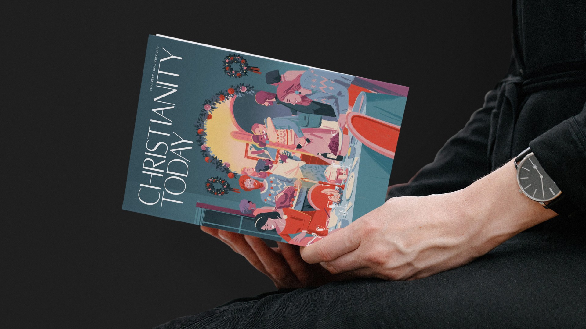 Hands holding a CT magazine.