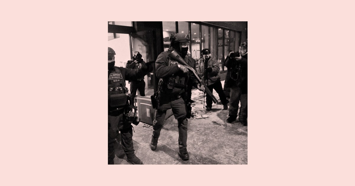 Federal law enforcement confronts protestors in Minnesota.