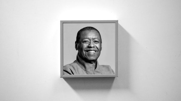 An image of Ron Kenoly.