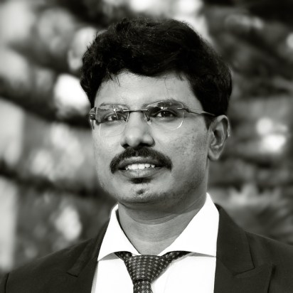 Headshot of Vikram Mukka