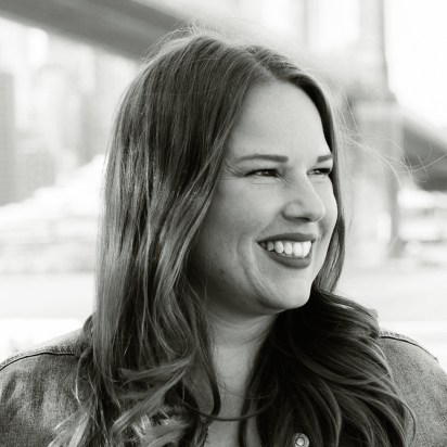 Headshot of Kristy Etheridge