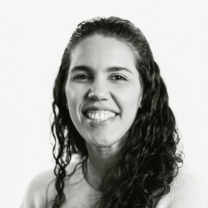 Headshot of Mariana Albuquerque